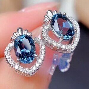 💎 "Hollow Heart Shiny Blue Oval Inlaid Heart Earrings for Women, INDN8623